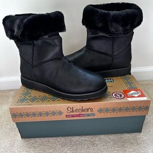 COPY - NWT Skechers Warm Tech Memory Foam Women’s Boots